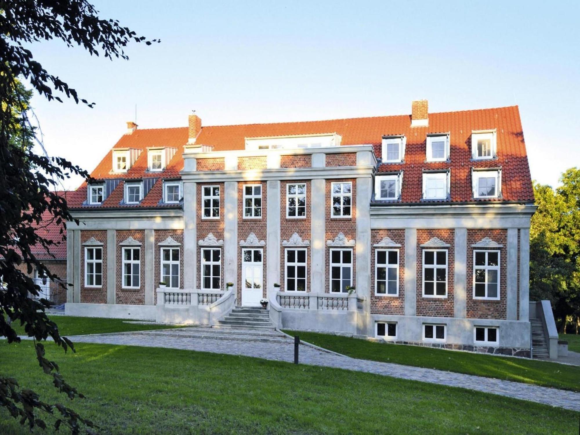 Villa Gutshaus Zicker In Garz Garz  Exterior foto